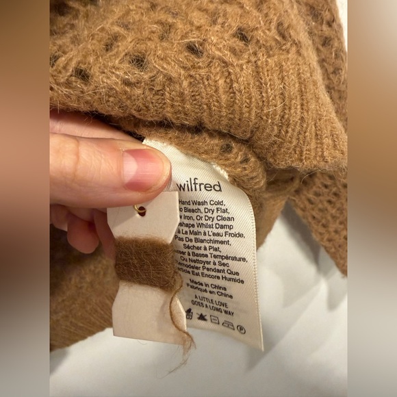 Wilfred (Aritzia) Open Knit Crop Alpaca Blend Sweater – Medium - Picture 4 of 10